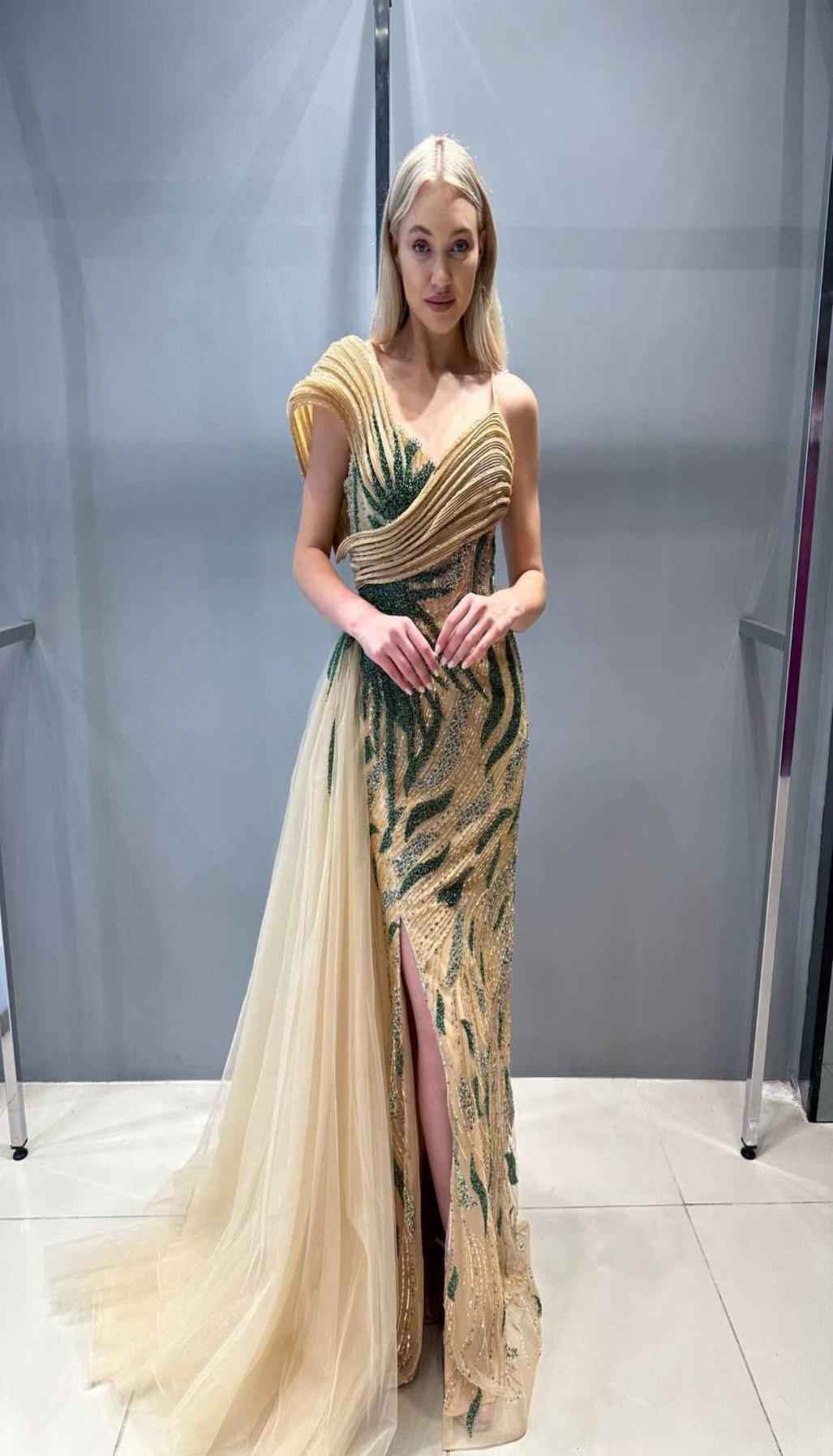 MERLA GOWN