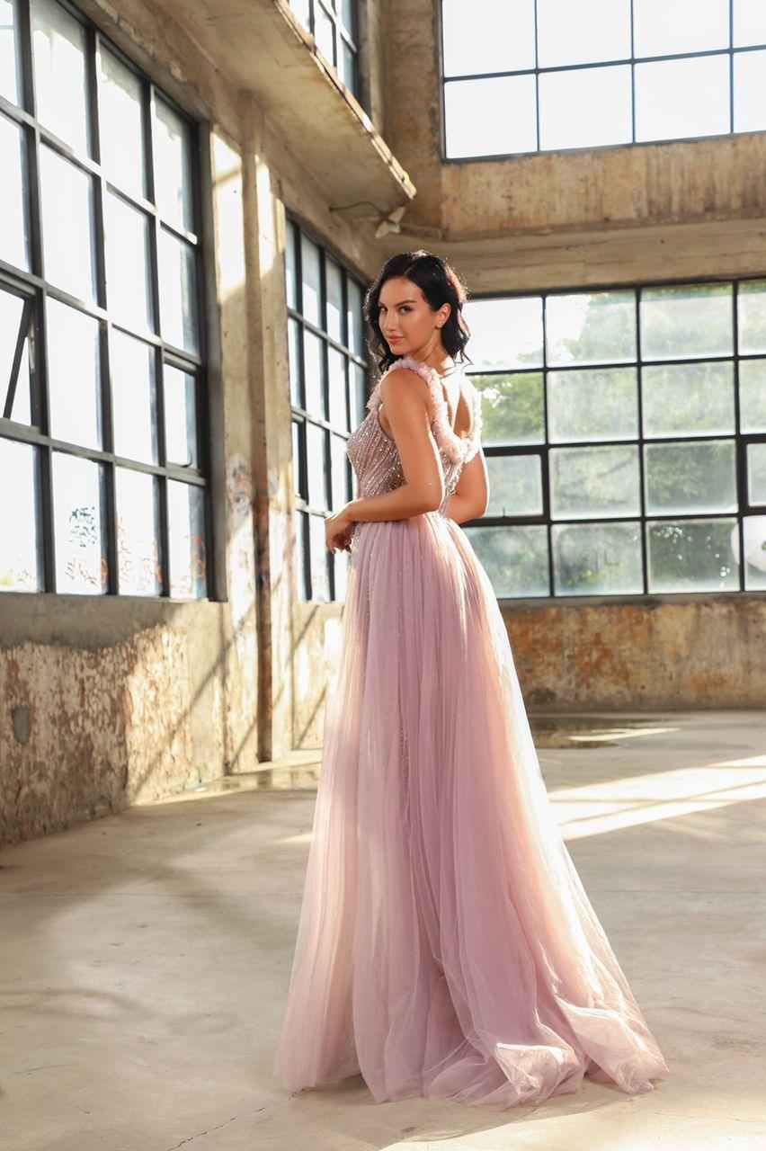 CAROLINE GOWN