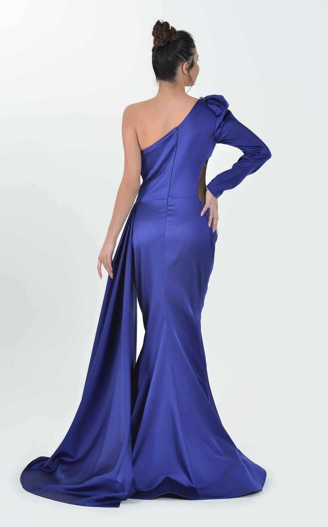 HANA GOWN