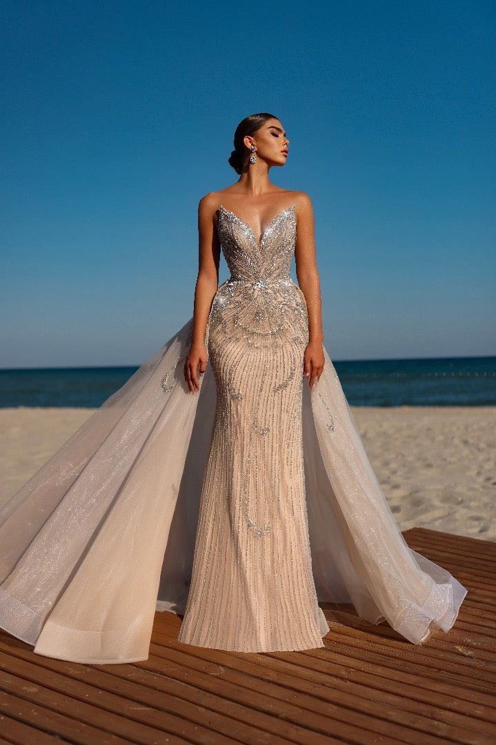 AILIS GOWN