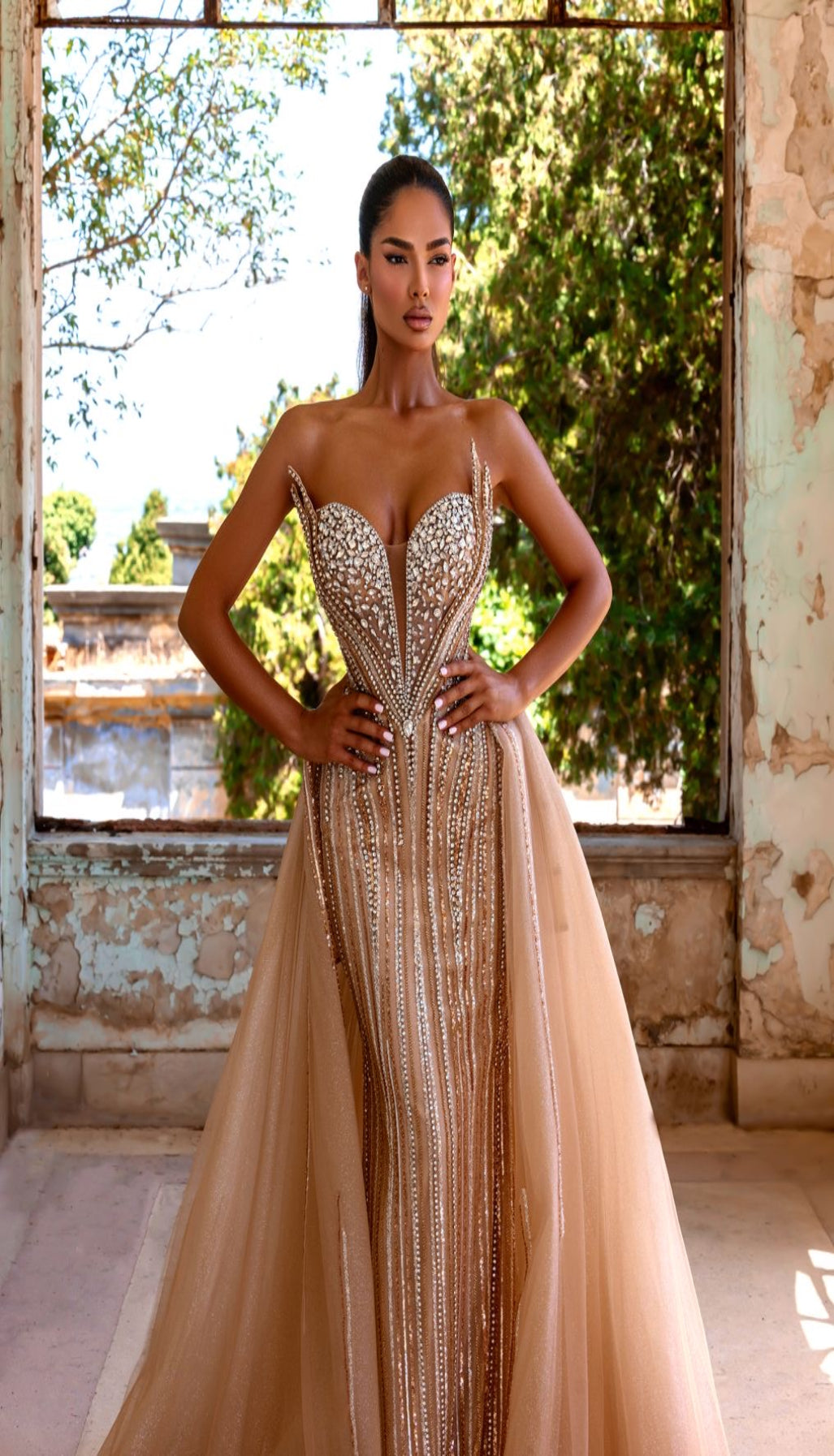 ALLURIA GOWN