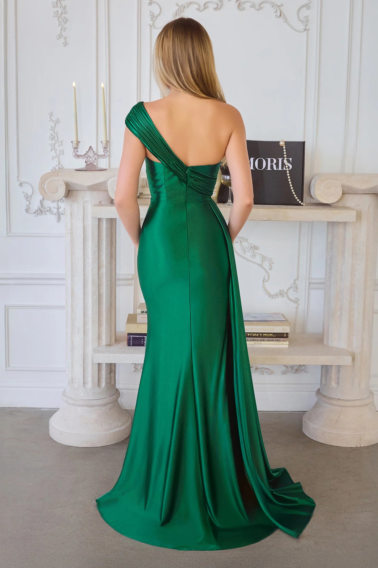 MAIVEN GOWN