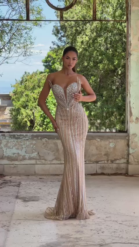 ALLURIA GOWN